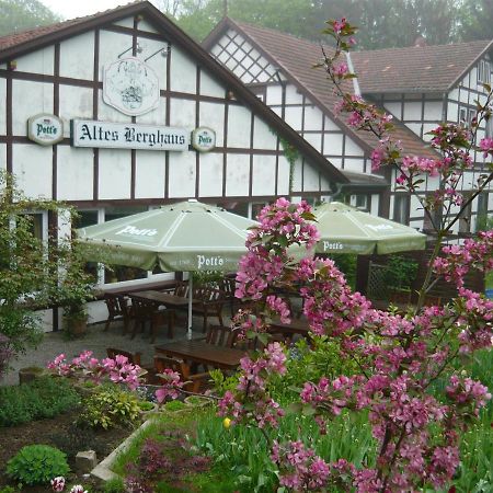 Altes Berghaus Hotel บาดเอสเซน ภายนอก รูปภาพ