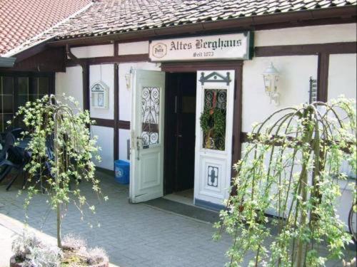Altes Berghaus Hotel บาดเอสเซน ภายนอก รูปภาพ